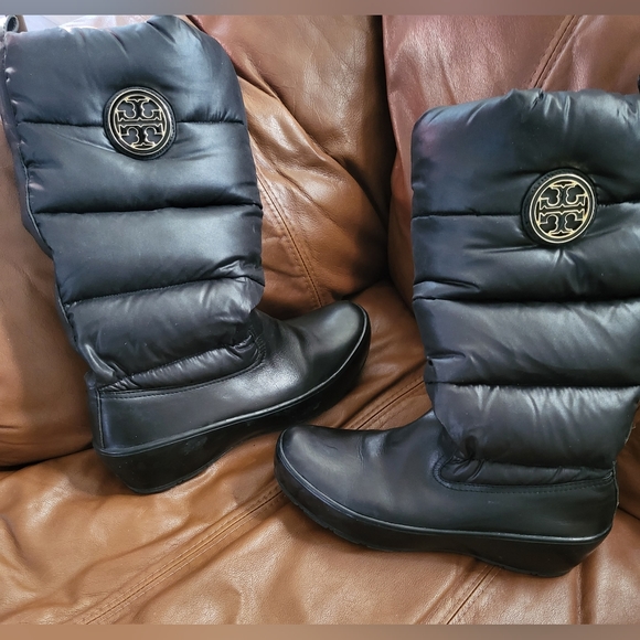 Tory Burch Vintage puffy quilted snow boots - Picture 2 of 10